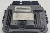 фото thumb №2, Бортовой компьютер двигателя ecu renault grand scénic ii jm0/1_ 8200310863 2.0l
