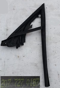 фото thumb №1, Прокладка дверь левый перед e 207 w207 2077270187
