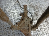 фото thumb №6, Kia carens i 2006 задня сторона ліва ступиця колеса заднього