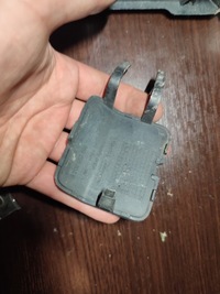 фото thumb №2, Заглушка бампера фаркоп перед dacia sandero 8200052598