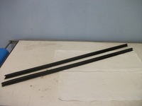 фото thumb №1, Планка накладка перед audi a1 8x3837479