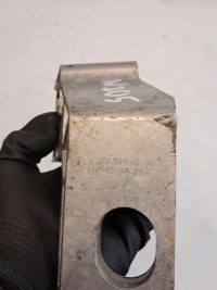 Кронштейн кронштейн радіатора праве mercedes c klasa w205 a2055014220 Оригінал, фото thumb