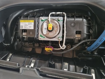 фото thumb №12, Volvo c40 xc40 панель консоль оригинал подушка безопасности водитель пассажир коленный