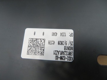 фото thumb №12, Решётка радиатора land rover evoque ii 2 k8d2-8c436-aa