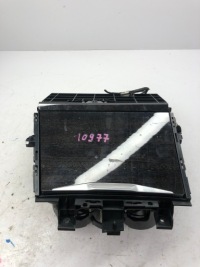 фото thumb №1, Bmw 3' g20 бардачок туннель зарядное устройство 6806796