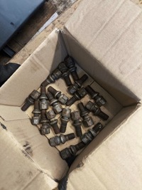 фото thumb №1, Citroen jumpy citroen болт шпилька citroen jumpy 20szt ?