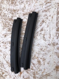 фото thumb №1, Гвинти кронштейни прокладки капота audi a1 8x