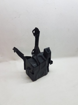 фото thumb №4, Volvo крепление акумулятор старт сплав 31298455