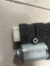 Моторчик люк mercedes w207 2079061000 Недорого, фото thumb