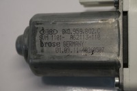 фото thumb №5, Моторчик стекло правый audi a1 8k0959802c