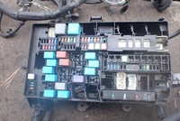 фото thumb №10, Коробка запобіжники джгут toyota tundra 5.7 4.6 14-