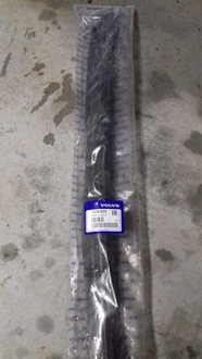 фото thumb №1, Volvo v40 ii cc прокладка капот 31383929