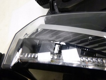 фото thumb №16, Peugeot 308 лампа праві лівий зад лампи повний led