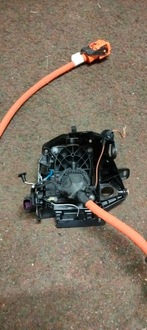 фото thumb №5, Разъём шланг зарядки porsche taycan 9j1