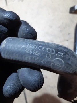 фото thumb №5, Audi a8 d3 4.2 tdi труба шланг воды 4e0265235m