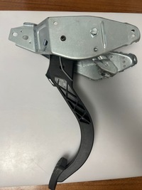 фото thumb №1, Педаль зчеплення astra-h оригінальний номер 13173772