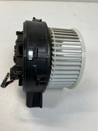 фото thumb №1, Volvo xc60 ii повітродувка кабіни 0130309504