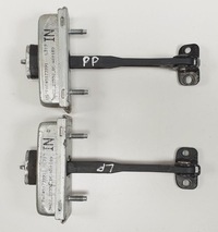 фото thumb №6, Ограничитель дверь перед передний discovery iv l319