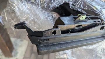 фото thumb №10, Панель роздавальна капот peugeot 3008 i