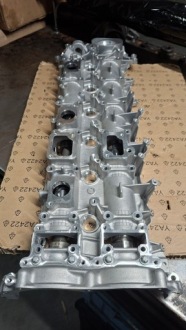 Кришка клапанів з розподільчі вали mercedes-benz a2560160200 Київ, фото thumb