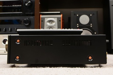 Стереоусилитель Marantz PM6006 с пультом дистанционного управления ЦАП в отличном состоянии!