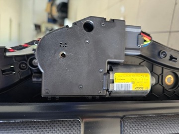 фото thumb №8, Крыша люк панорама audi q5 sq5 8r0 s-line чёрная подкладка 8r0877041d