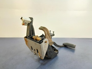 фото thumb №3, Chrysler pacifica i 4,0 педаль основание тормоза