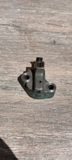 фото thumb №1, Jeep cherokee liberty kj 01-05r 3.7 натяжитель распределительного вала левый