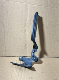 фото thumb №1, Петля капот правый перед citroen c5 i 9649892280