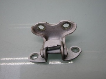 фото thumb №3, Lexus is iii 15r петля дверь левый зад задний задний левых задних верхний 083