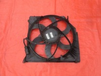 фото thumb №1, Bmw x3 e83 2.0d 2006 вентилятор радиатора корпус