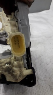 фото thumb №10, Vw passat b6 замок дверь 3c4839015a 3c4839016a 3c1837015a 3c1837016a