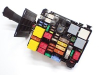 фото thumb №1, Коробка предохранителей peugeot 3008 ii 5008 ii 18r