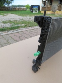 Купити Радіатор renault zoe 8a7560400 denso, фото thumb