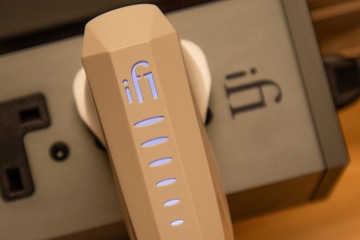 iFi Audio iPower X 12V/2.0A ШУМОПОДАВЛЕНИЕ ЧЕТКОСТЬ СИГНАЛА, ЛУЧШИЙ ЗВУК