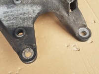 Кронштейн опора коробки автоматическая коробка передач multitronic / audi a4 b8 - a5 8t - 1.8 2.0 2.7 Оригинал, фото thumb