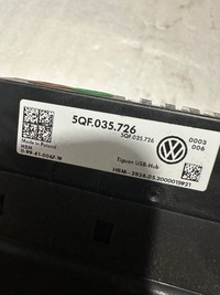 фото thumb №6, !volkswagen touran iii другой элементы туннеля среднего 5tc864263a!