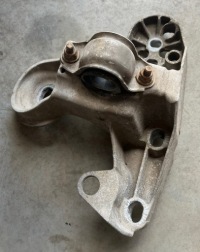Купити Ліва кронштейн двигуна кронштейн audi a4 b6 b7 8e0199351, фото thumb