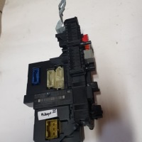 Купити Mercedes w204 коробка запобіжників a2045458601, фото thumb