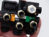 фото thumb №7, Клапан выравнивающий подвеска velar discovery 5 18