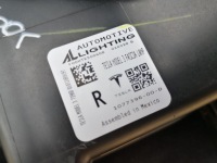 Tesla 3 протитуманна фара передній правий led drl 1077396-00-d Зі Шроту, фото thumb
