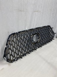 Купити Решітка радіатора решітка  бампера перед toyota tacoma 17-23, фото thumb
