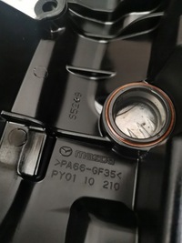 фото thumb №8, Mazda 3 iv bp 2019 usa sedan крышка клапанов 2.5 бензин датчик щуп