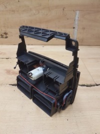 фото thumb №3, Решётка обдув задняя audi a8 d3