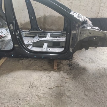 фото thumb №1, Hyundai bayon 2022 стойка порог правый