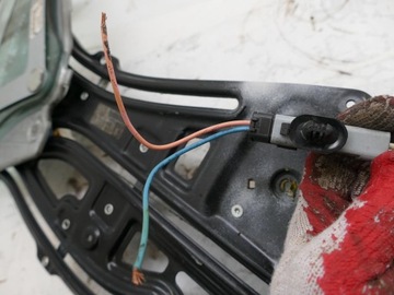 фото thumb №9, Peugeot 207 cc підйомник вікна правий зад скло