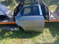 Купить Chrysler 300c дверь правый  задняя, фото thumb