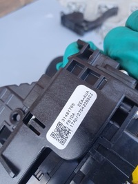 фото thumb №8, Volvo v40 ii перемикач комбінований підкермові важелі 31343218