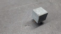 фото thumb №9, 90244312 реле 12v opel astra corsa