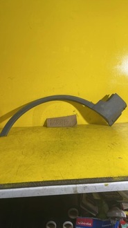 фото thumb №7, Ford kuga i накладка крила правий перед